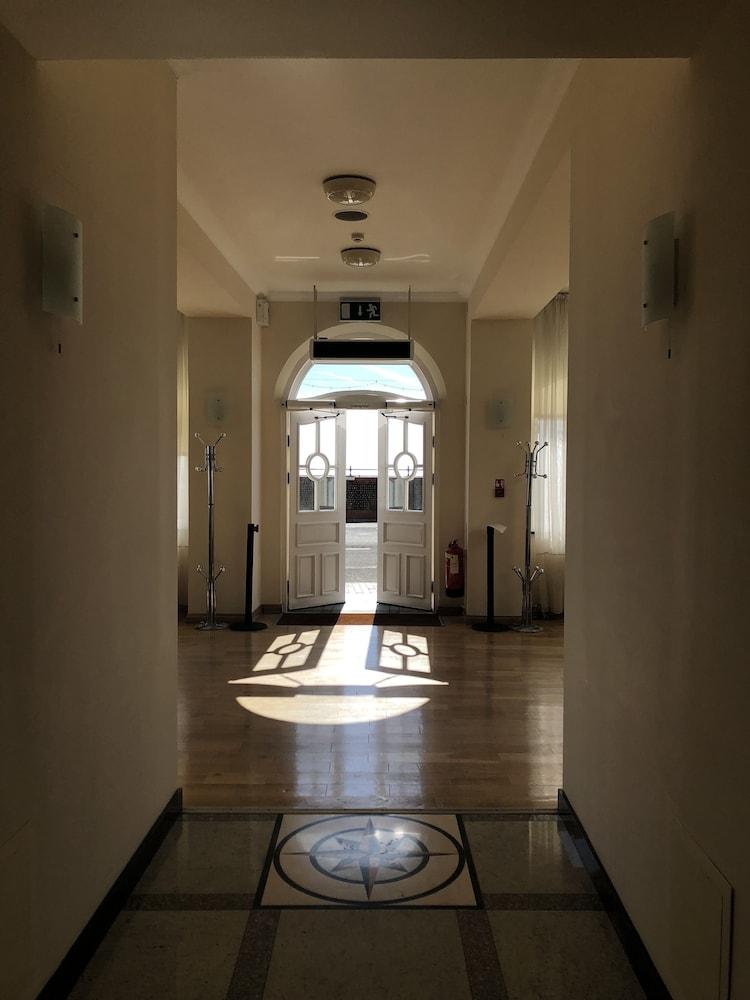 Eastbourne Riviera Hotel Екстериор снимка