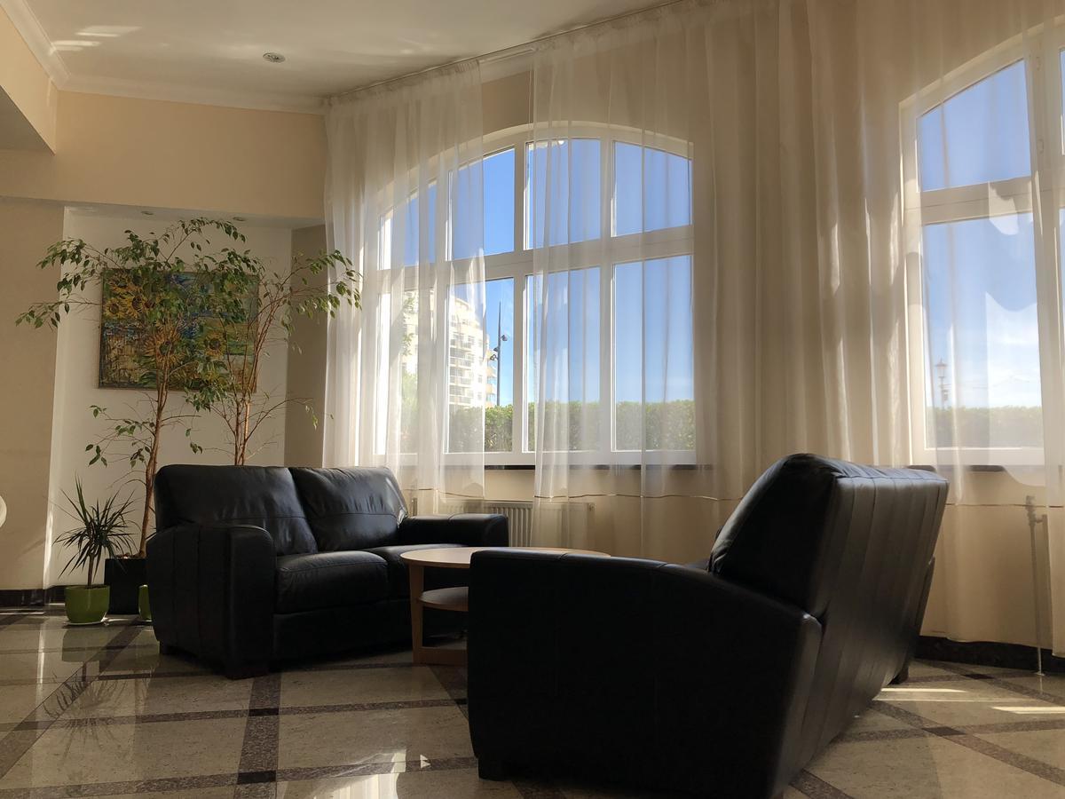 Eastbourne Riviera Hotel Екстериор снимка